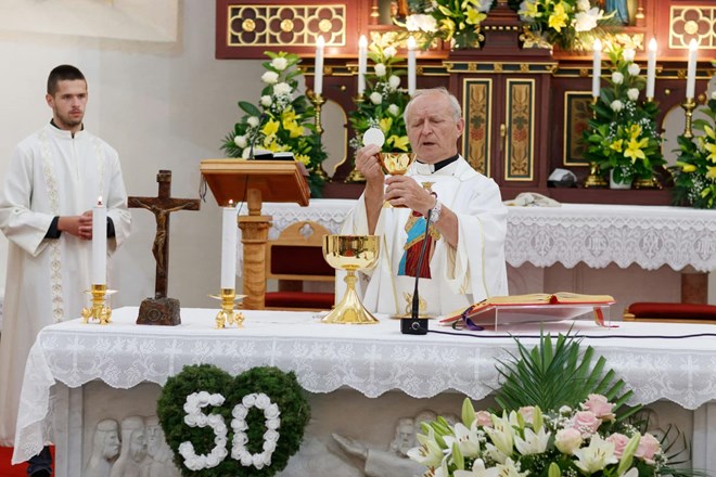 Slavlje pedesete obljetnice svećeničkoga ređenja preč. Josipa Pavleka